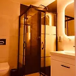 My Leos Hotel *