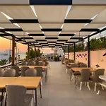 My Leos Hotel *